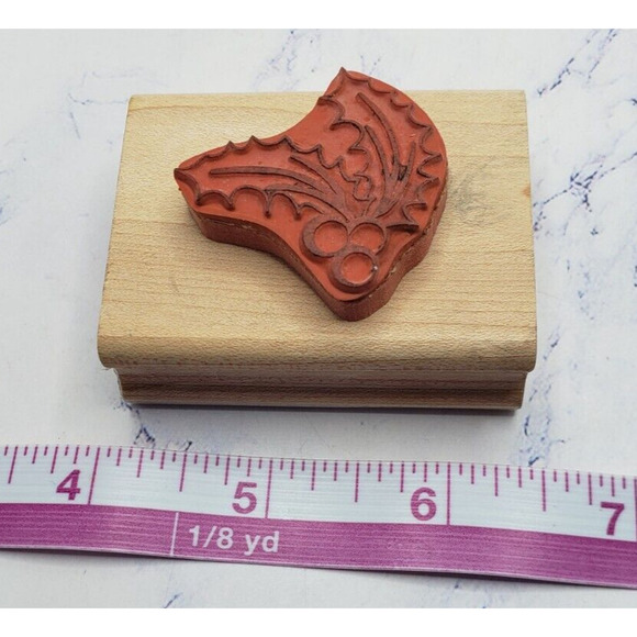 Holly Leaves and Berries Canadian Maple Collection Wood Mounted Rubber Stamp - Picture 7 of 8
